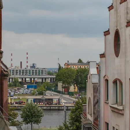 Targ Rybny Riverside By Bookinghost * Stettin
