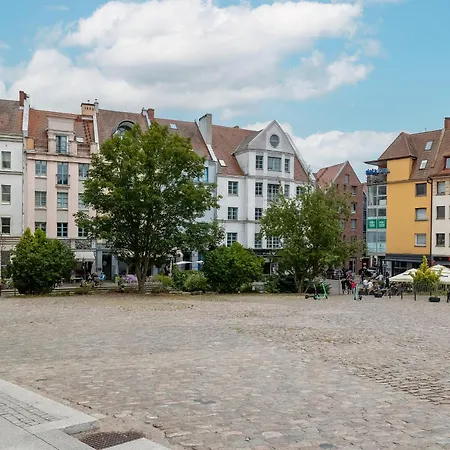 Targ Rybny Riverside By Bookinghost * Stettin